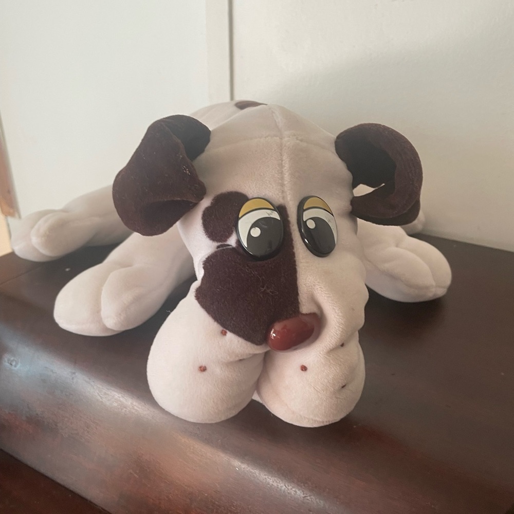 Pound puppy plush